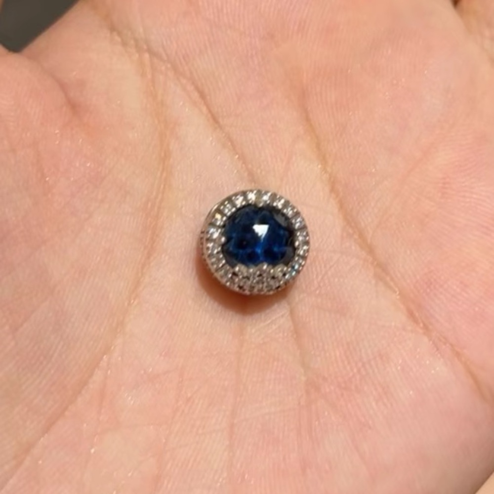 Pandora charm - Picture 3 of 11